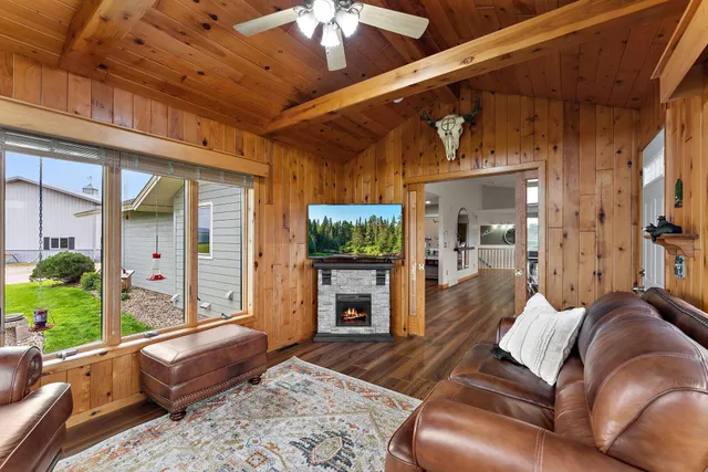 $1,150,000 | 2312 Becker Trail, Faribault, MN 55021