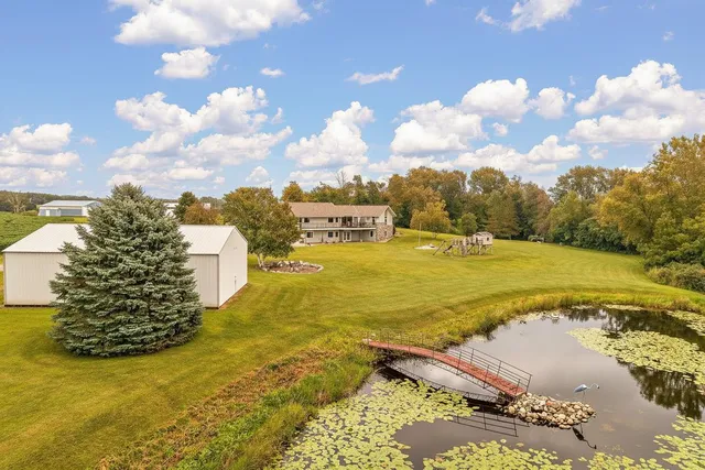$1,150,000 | 2312 Becker Trail, Faribault, MN 55021