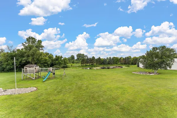 $1,125,000 | 2312 Becker Trail, Faribault, MN 55021
