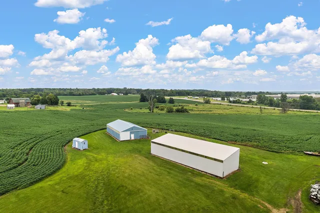 $1,150,000 | 2312 Becker Trail, Faribault, MN 55021