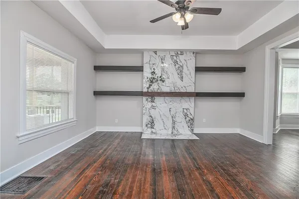 $259,500 | 2736 Olive Street, Kansas City, MO 64109