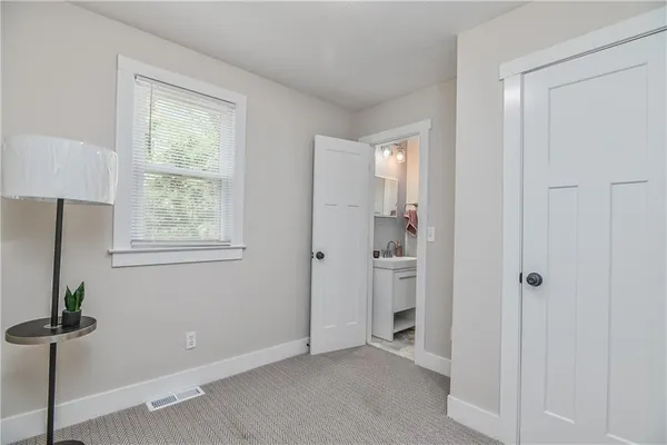 $259,500 | 2736 Olive Street, Kansas City, MO 64109