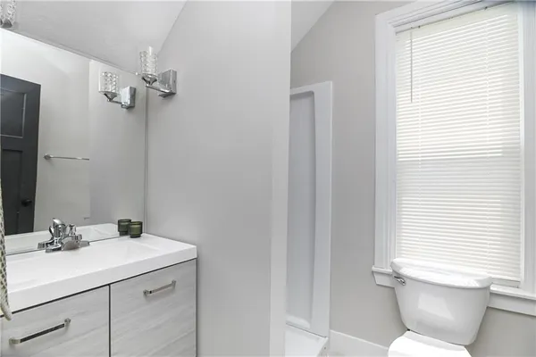 $259,500 | 2736 Olive Street, Kansas City, MO 64109