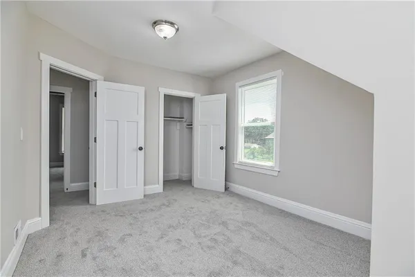 $259,500 | 2736 Olive Street, Kansas City, MO 64109