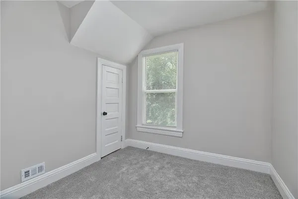 $259,500 | 2736 Olive Street, Kansas City, MO 64109