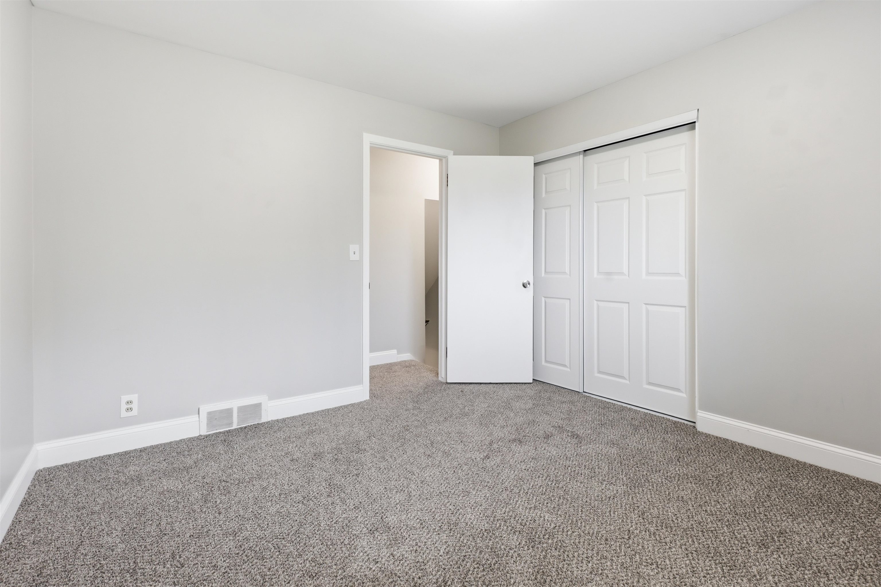 929 Springview Drive Flushing, MI 48433 - Photo 34 of 44