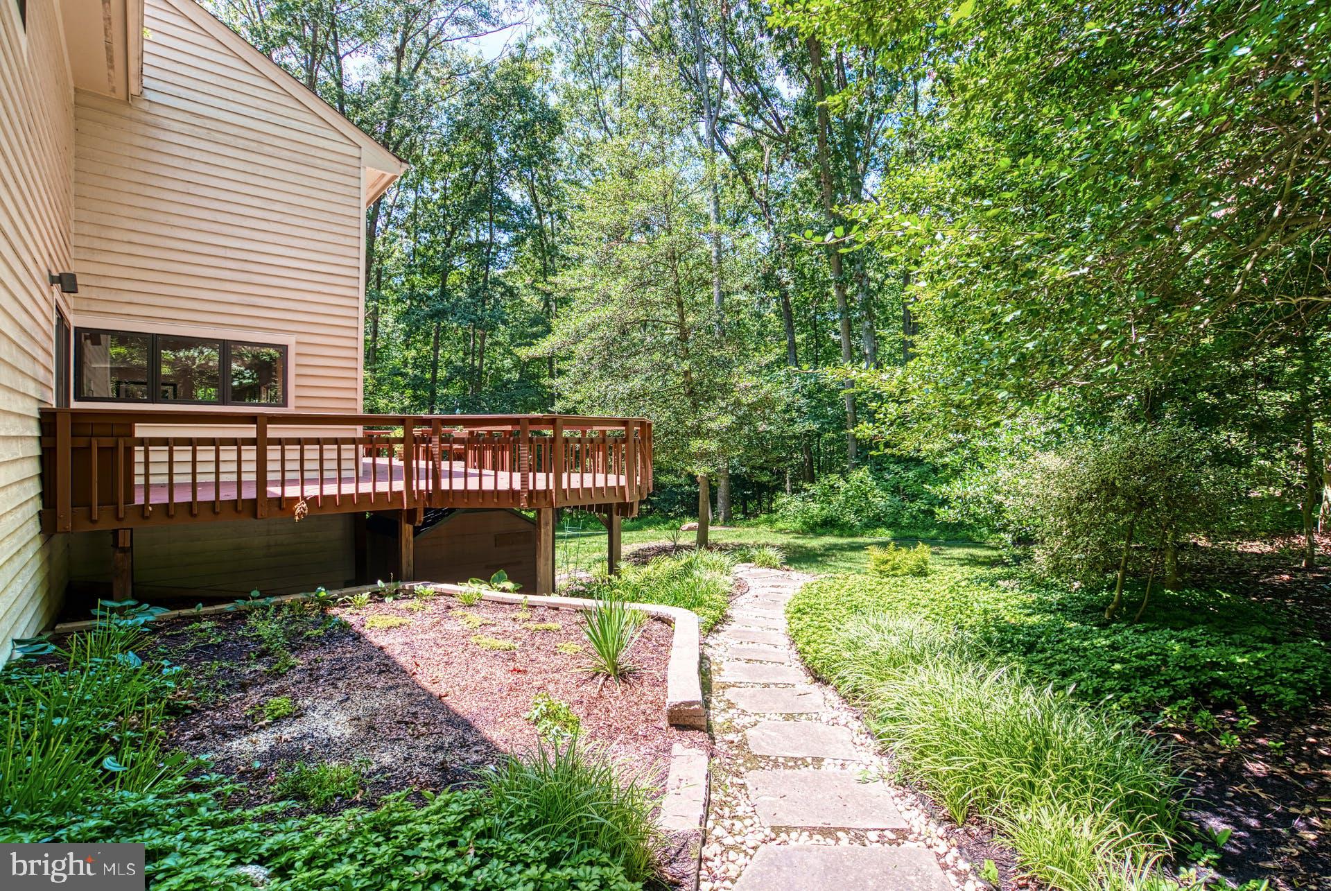 11406 Fieldstone Lane Reston, VA 20191 - Photo 48 of 58 a view of a house with a yard