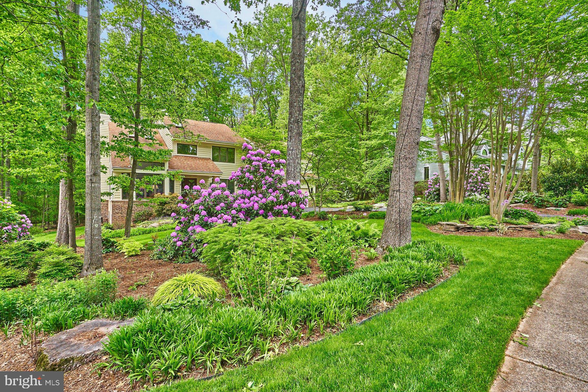 11406 Fieldstone Lane Reston, VA 20191 - Photo 57 of 58 a view of a back yard