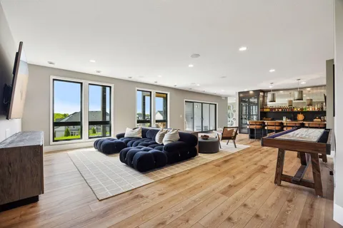 $1,999,000 | 6297 Yuma Lane North, Maple Grove, MN 55311