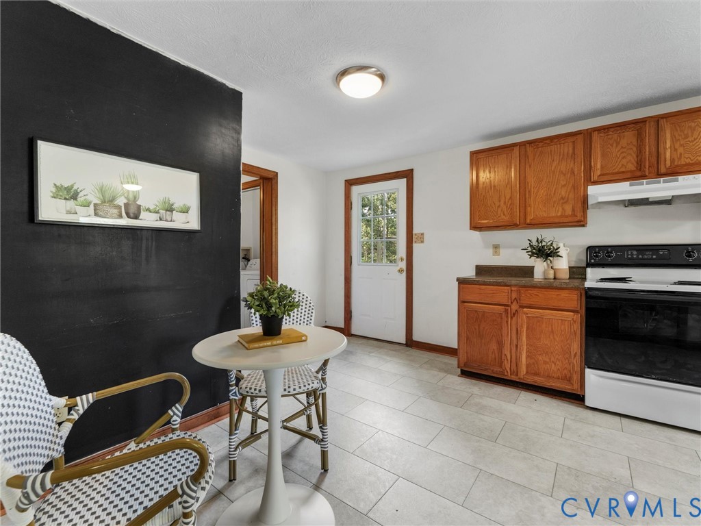 5235 Martin Road Kents Store, VA 23084 - Photo 12 of 43
