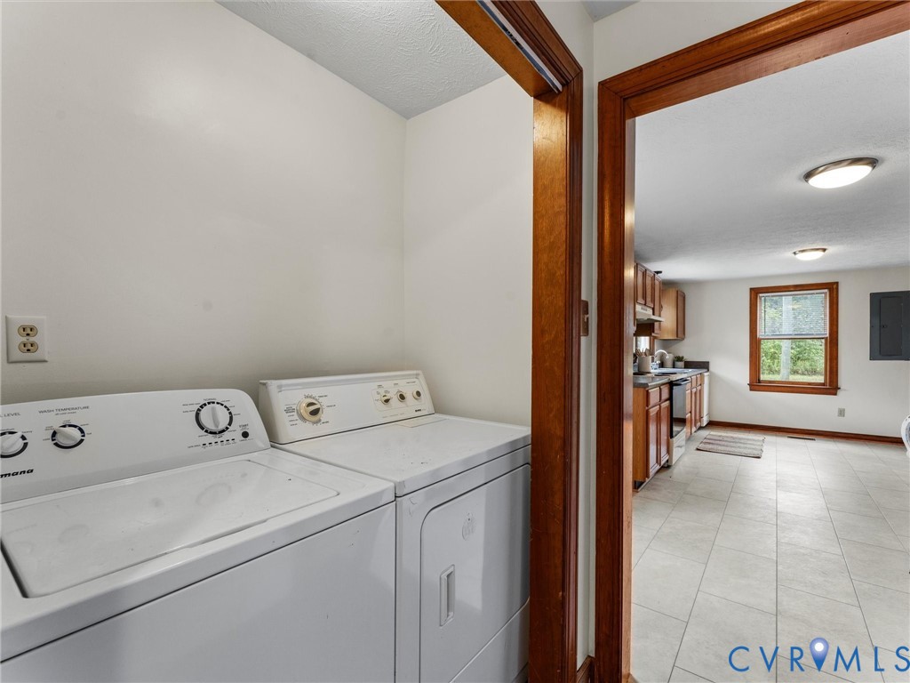 5235 Martin Road Kents Store, VA 23084 - Photo 13 of 43