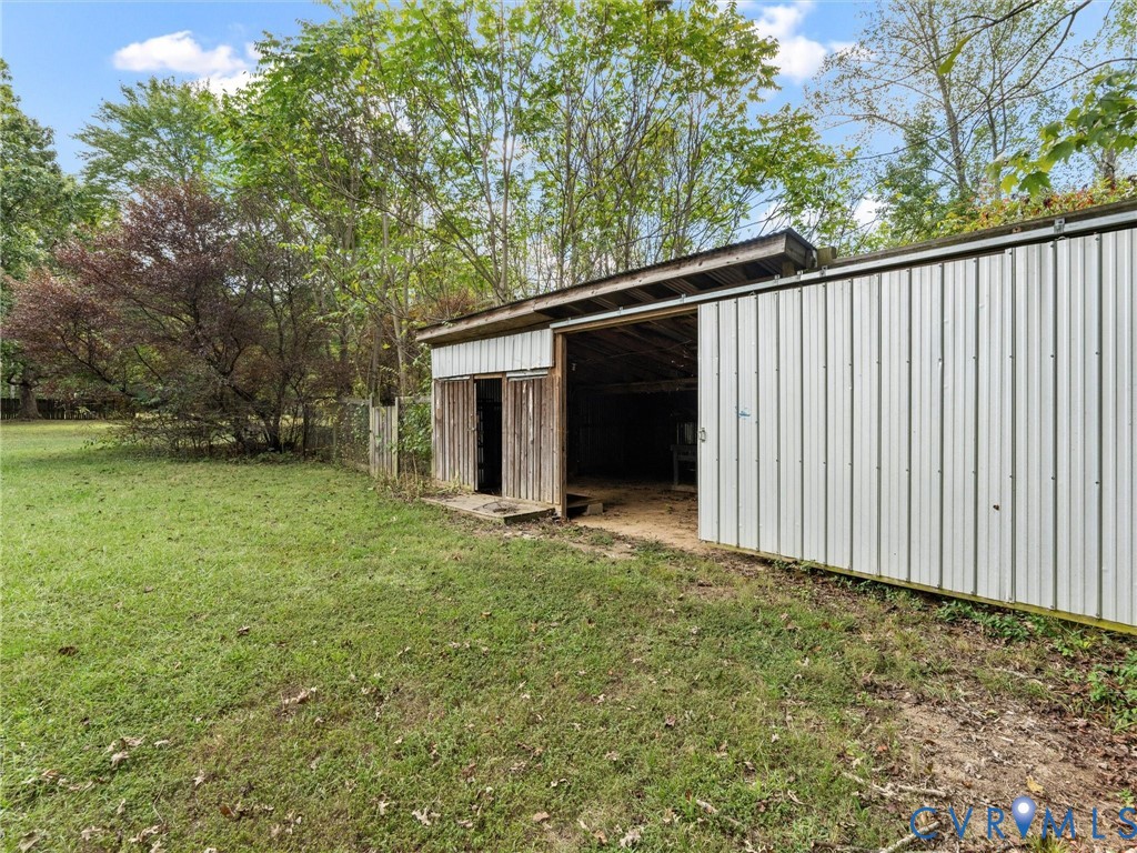5235 Martin Road Kents Store, VA 23084 - Photo 36 of 43