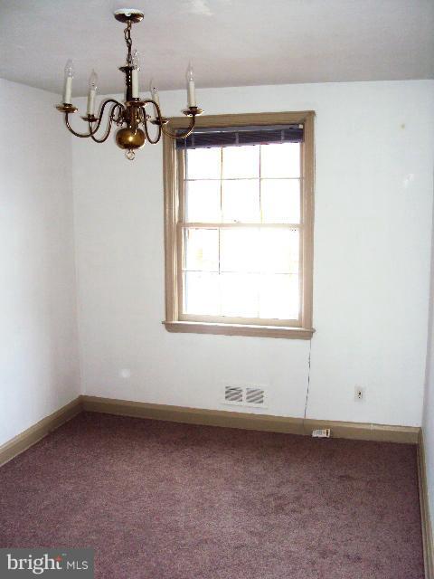 4432 Cedar Garden Road Baltimore, MD 21229 - Photo 4 of 15 Dining Room