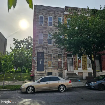 $1,150 | 813 North Fulton Avenue, Baltimore, MD 21217
