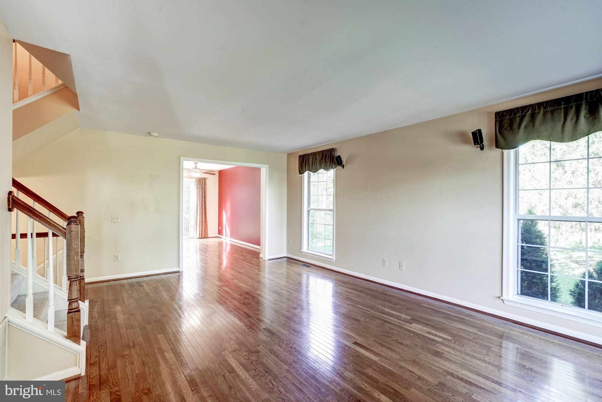 43315 Parlor Square Ashburn, VA 20147 - Photo 3 of 30