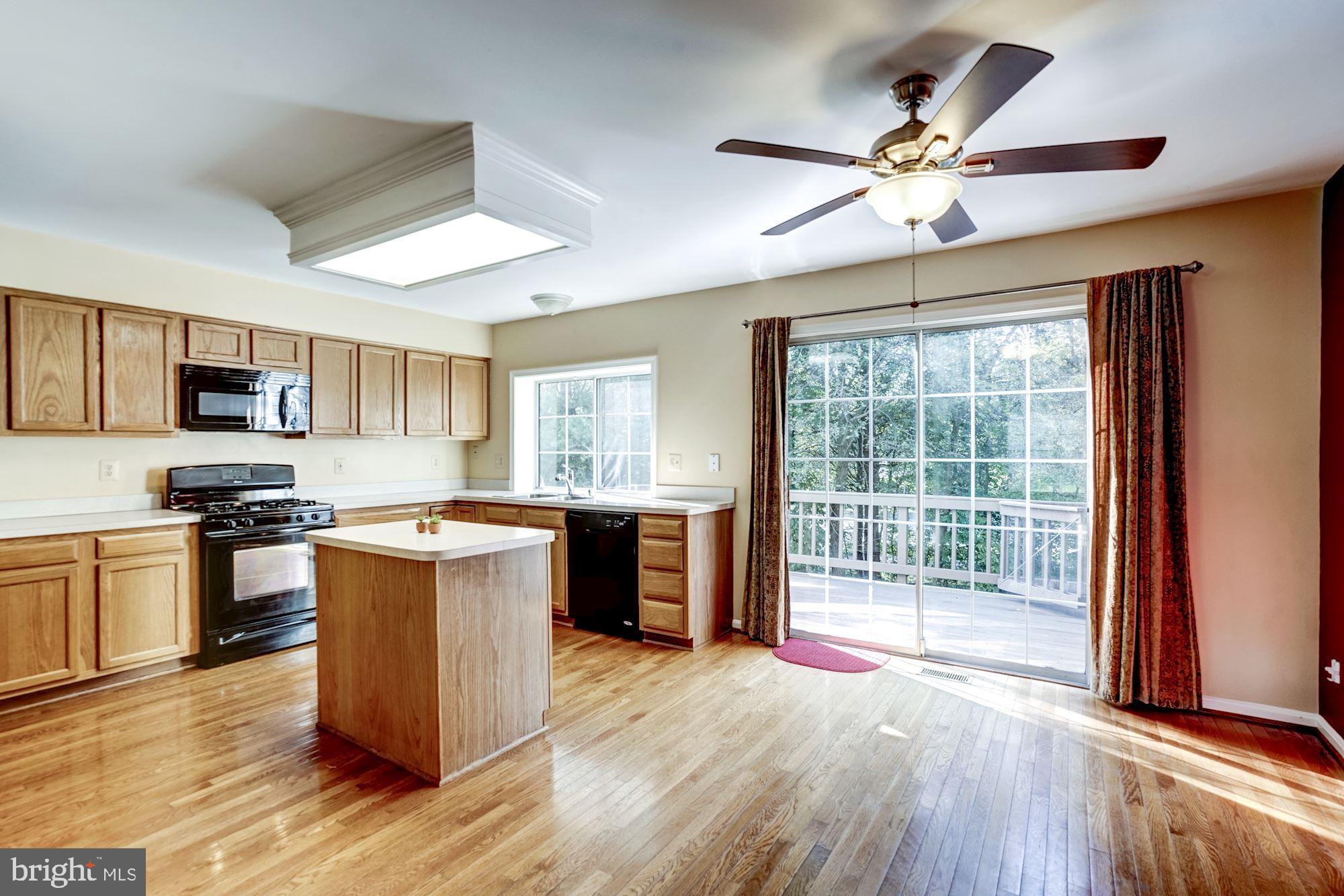 43315 Parlor Square Ashburn, VA 20147 - Photo 6 of 30