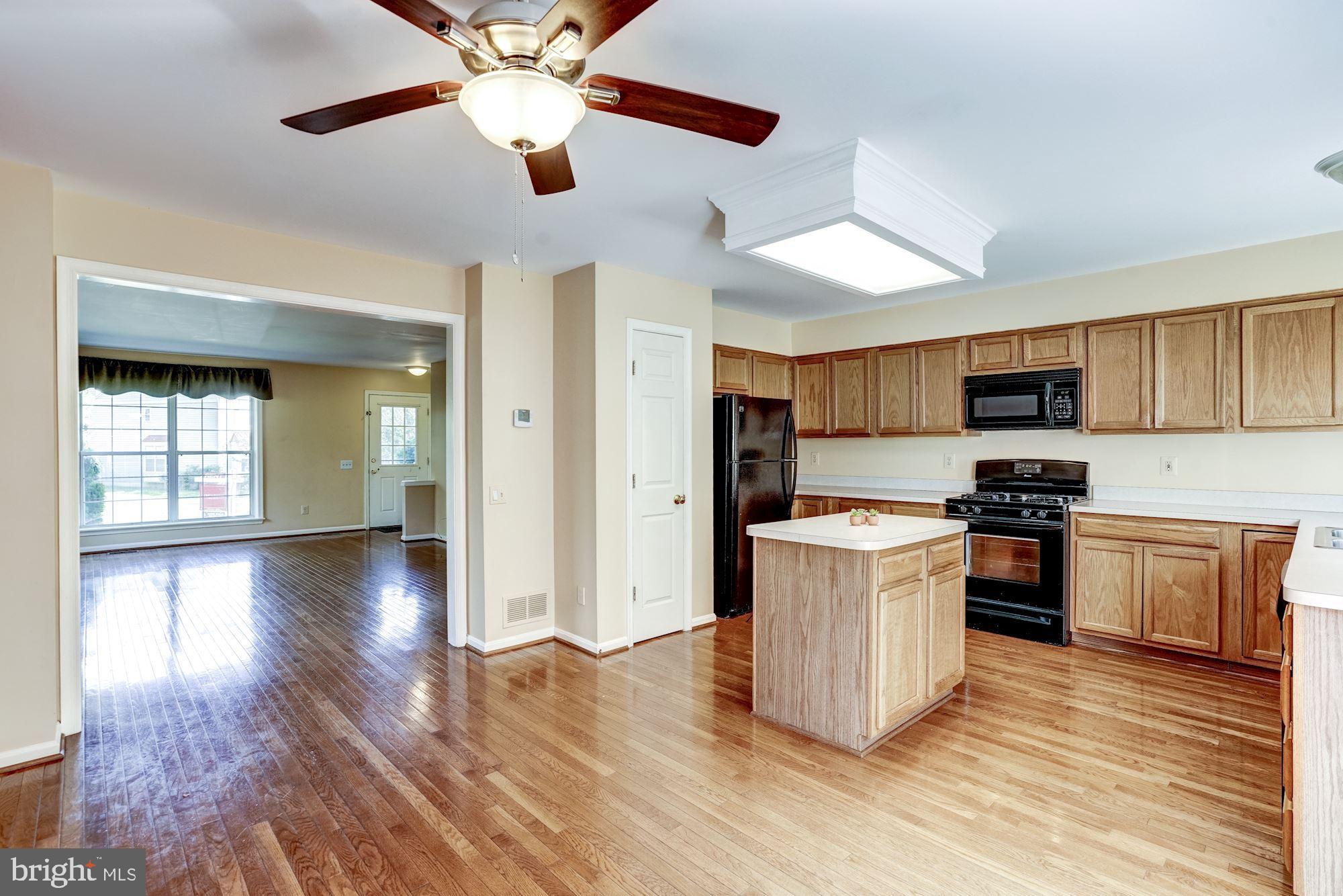 43315 Parlor Square Ashburn, VA 20147 - Photo 7 of 30