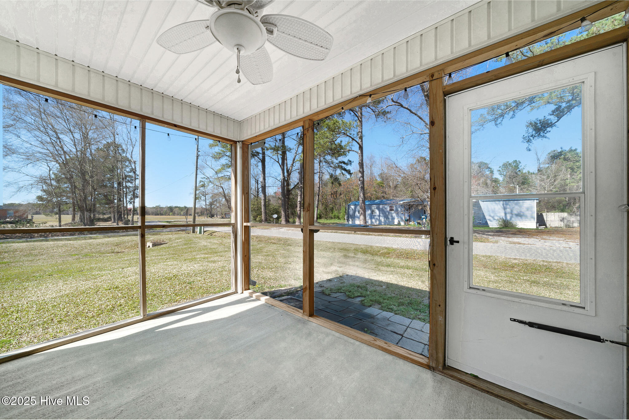 136 Cornerstone Drive Beulaville, NC 28518 - Photo 20 of 22 136cornerstone23