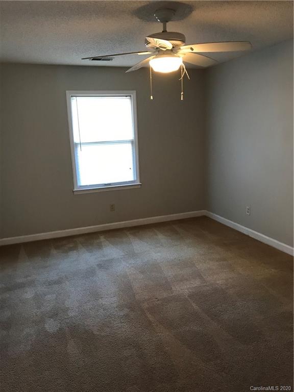 1256 India Hook Road Rock Hill, SC 29732 - Photo 9 of 11 Gallery Image 9