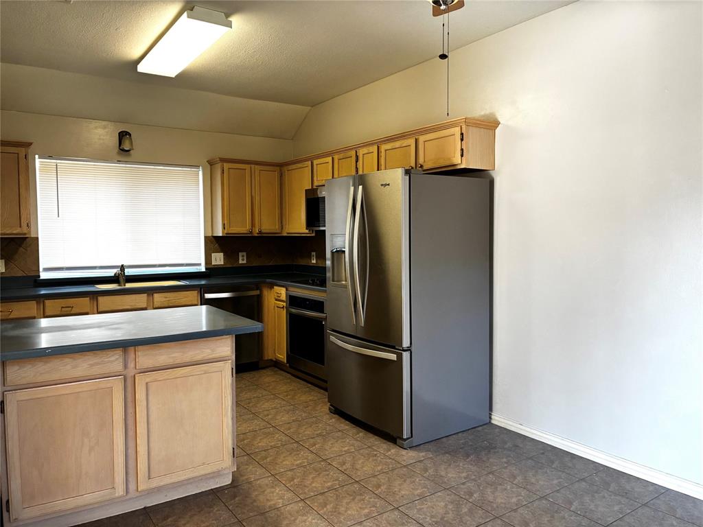 7936 Tournament Road Frisco, TX 75035 - Photo 7 of 24