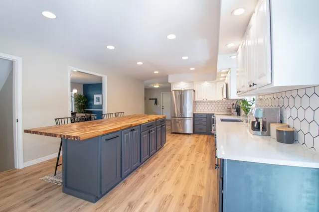 $699,900 | 55 Sand Hill Drive, Durham, ME 04222