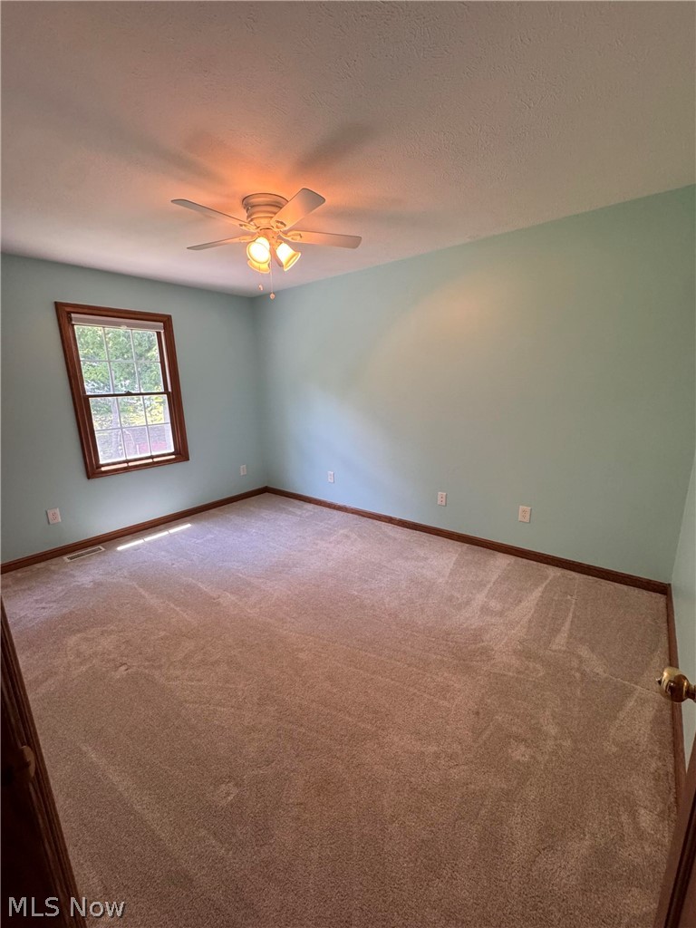 4764 Young Road Stow, OH 44224 - Photo 14 of 24