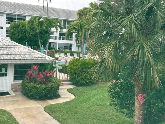 $99,000 | 2050 Northeast 39th Street, Unit 207, Lighthouse Point, FL 33064