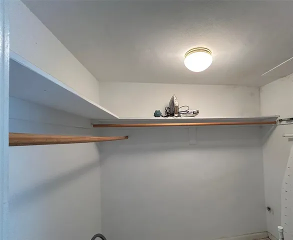 $99,000 | 2050 Northeast 39th Street, Unit 207, Lighthouse Point, FL 33064