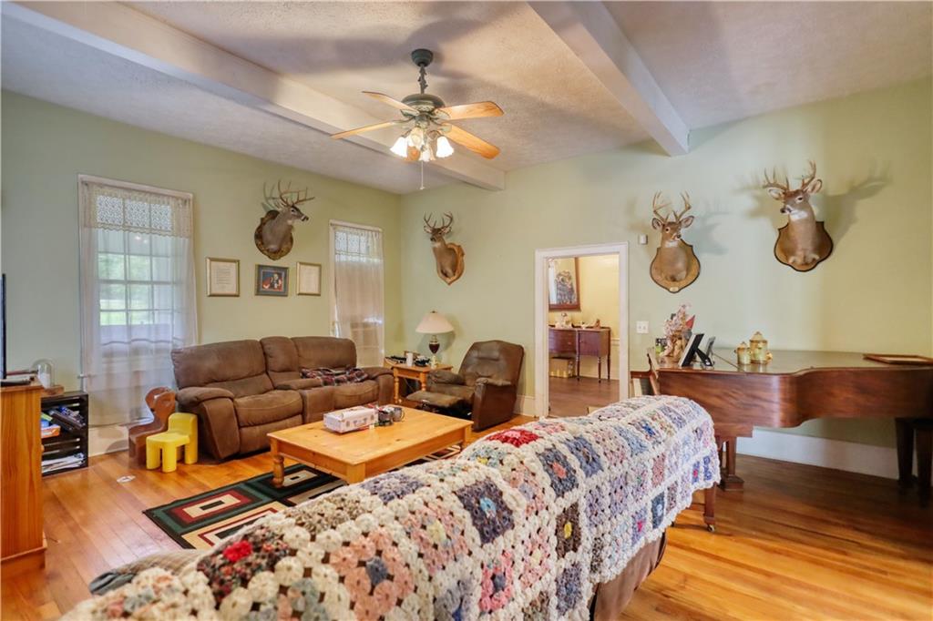 5011 Penfield Road Union Point, GA 30669 - Photo 11 of 68