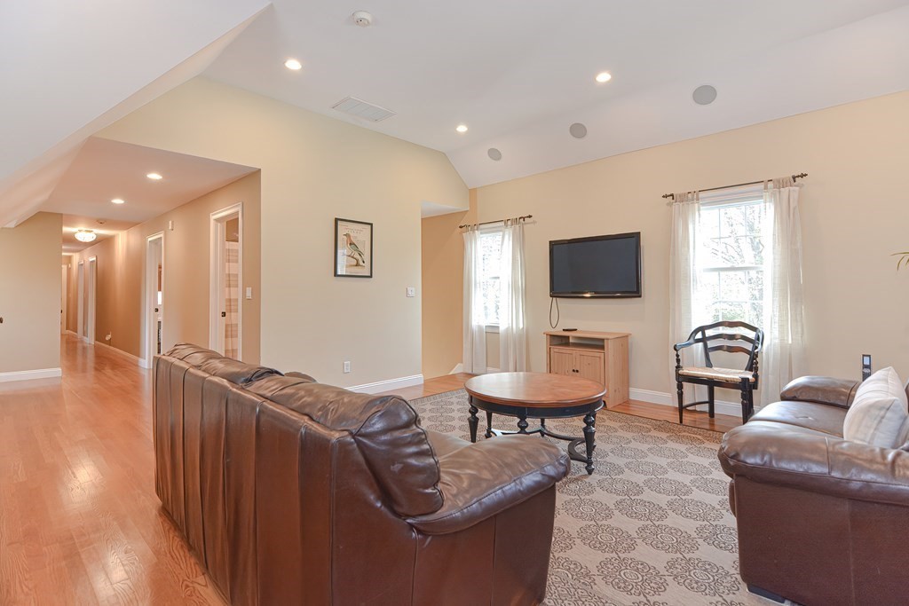 23 Elder Road Needham, MA 02494 - Photo 32 of 41