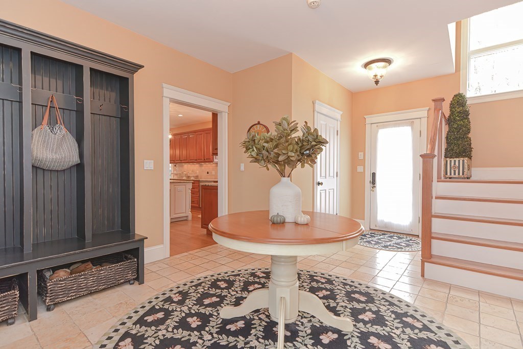 23 Elder Road Needham, MA 02494 - Photo 6 of 41