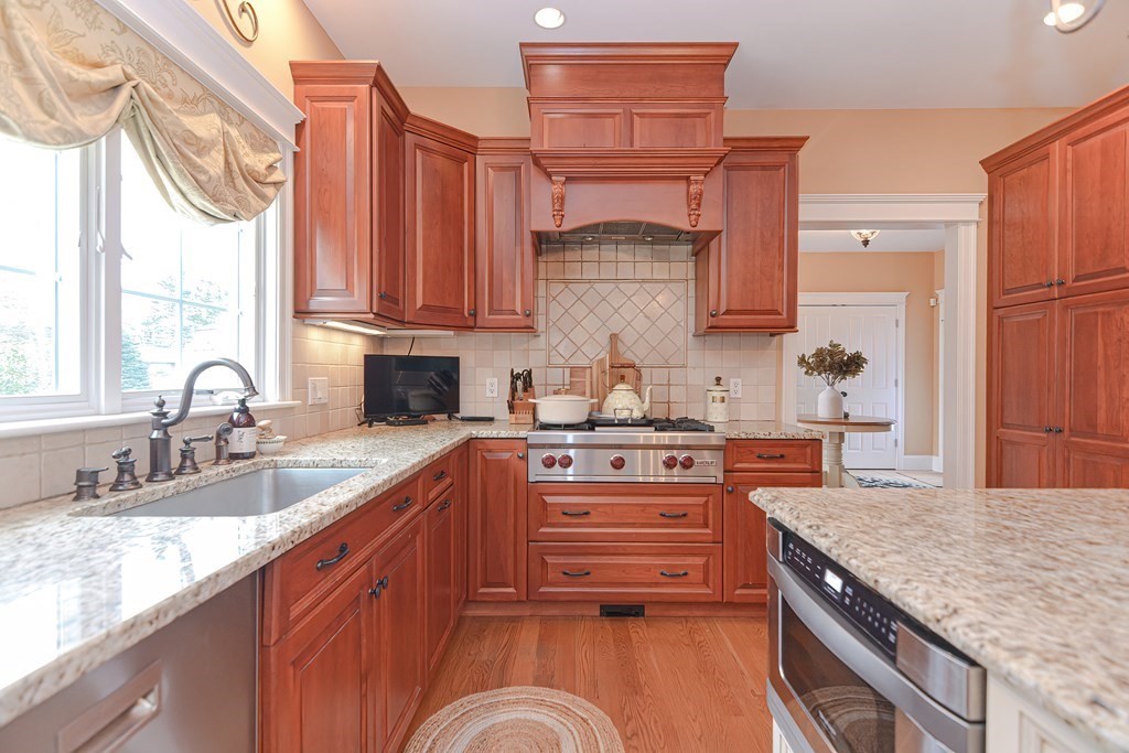 23 Elder Road Needham, MA 02494 - Photo 10 of 41
