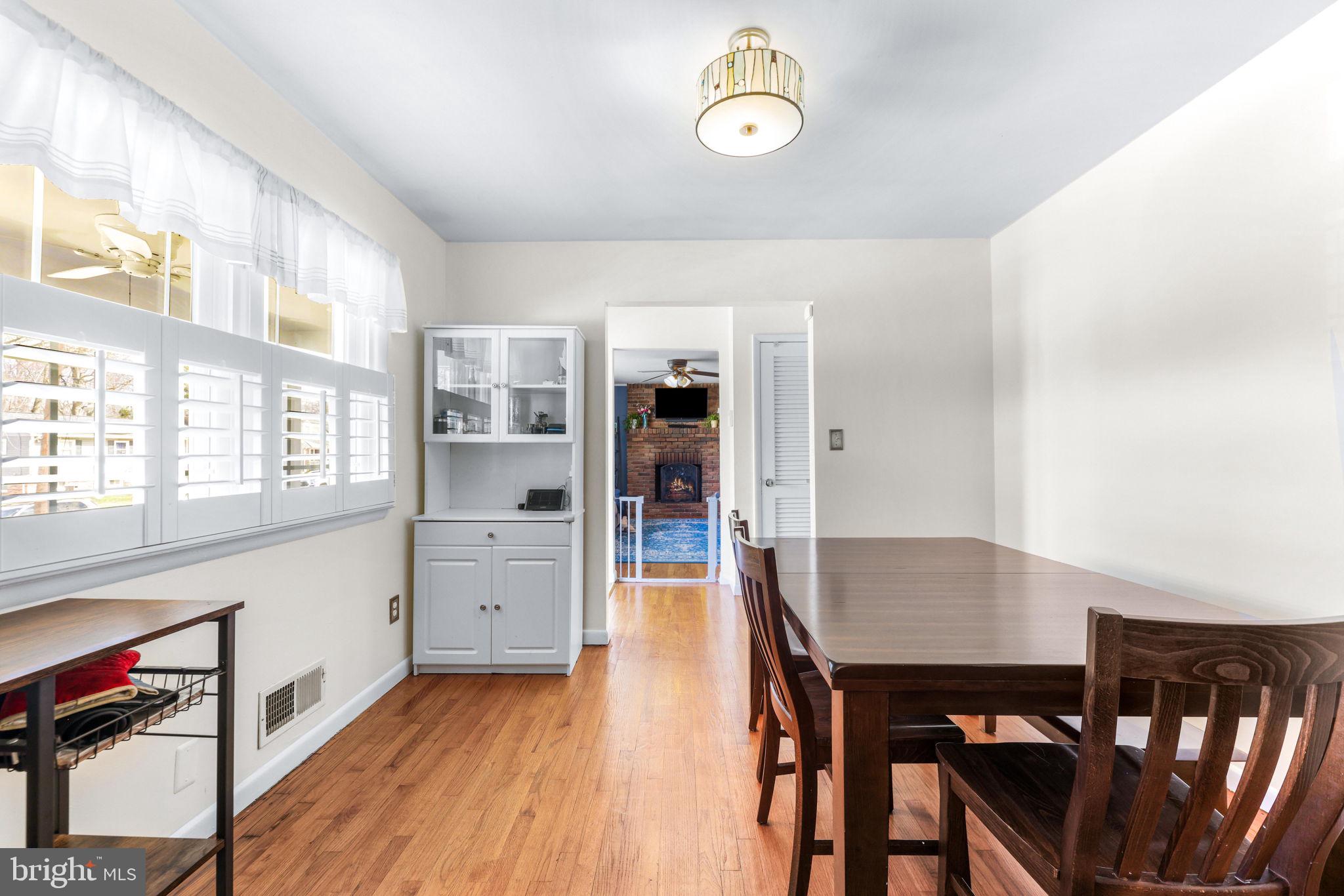 763 Hawthorne Road Linthicum Heights, MD 21090 - Photo 14 of 38