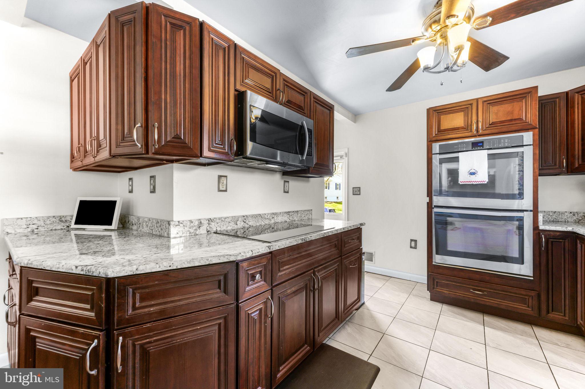 763 Hawthorne Road Linthicum Heights, MD 21090 - Photo 15 of 38