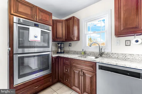 $440,000 | 763 Hawthorne Road, Linthicum Heights, MD 21090