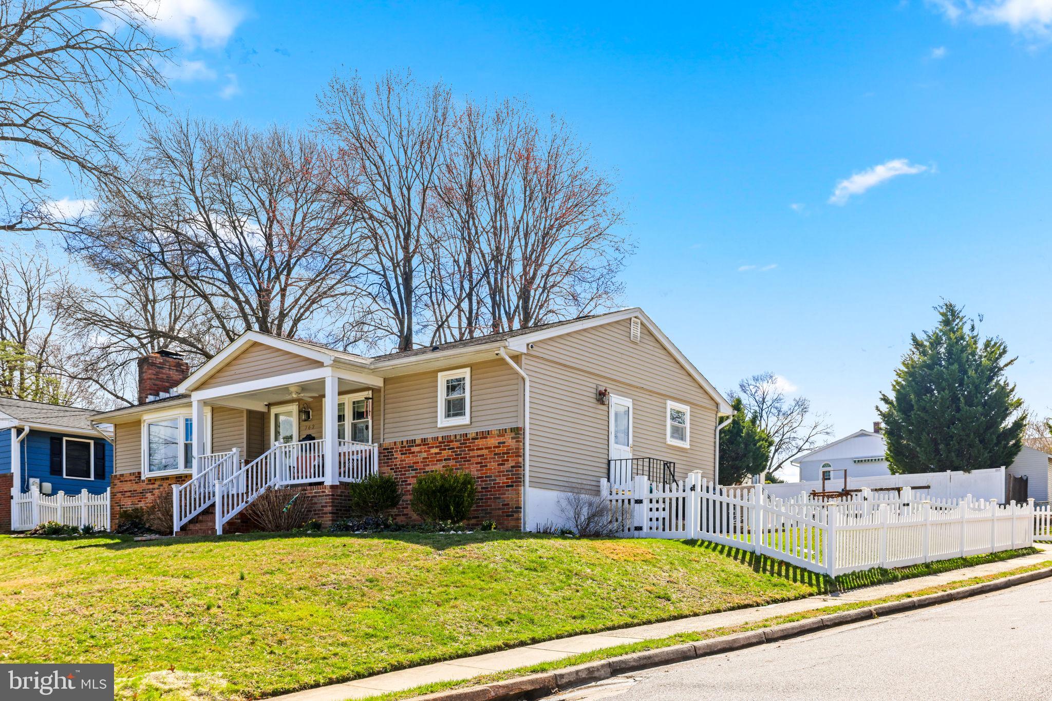 763 Hawthorne Road Linthicum Heights, MD 21090 - Photo 3 of 38