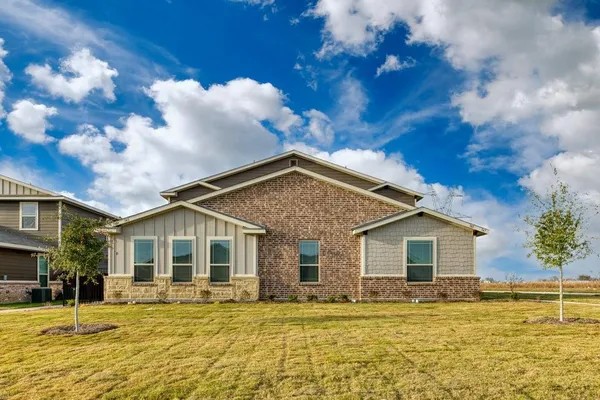 $1,695 | 750 Fallow Drive, Venus, TX 76084