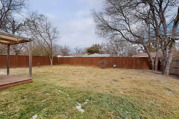 $2,000 | 1824 Cordell Street, Denton, TX 76201