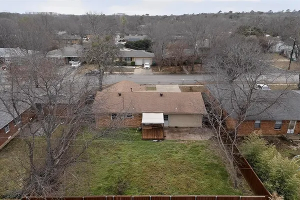 $2,000 | 1824 Cordell Street, Denton, TX 76201