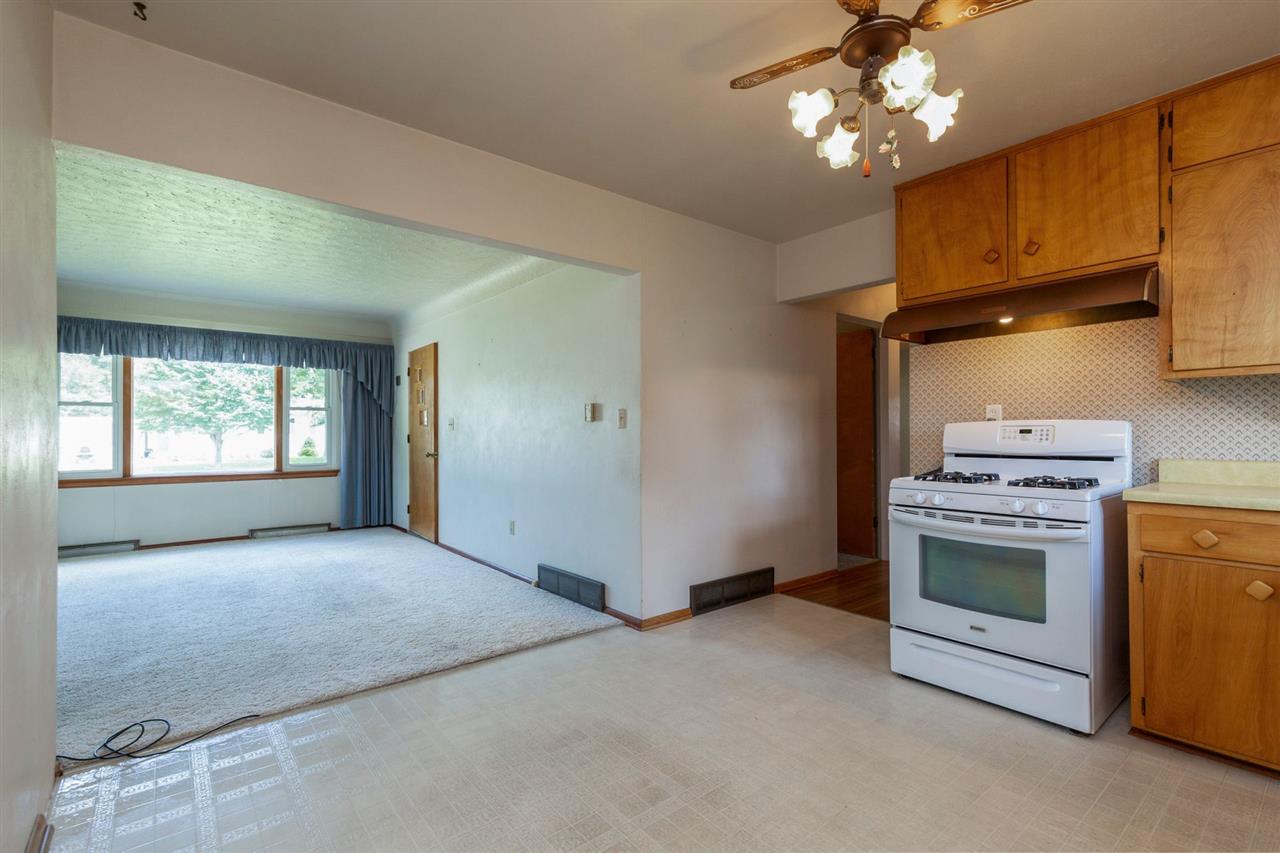 417 3rd Street Waterloo, IA 50702 - Photo 4 of 15 Gallery Image 4