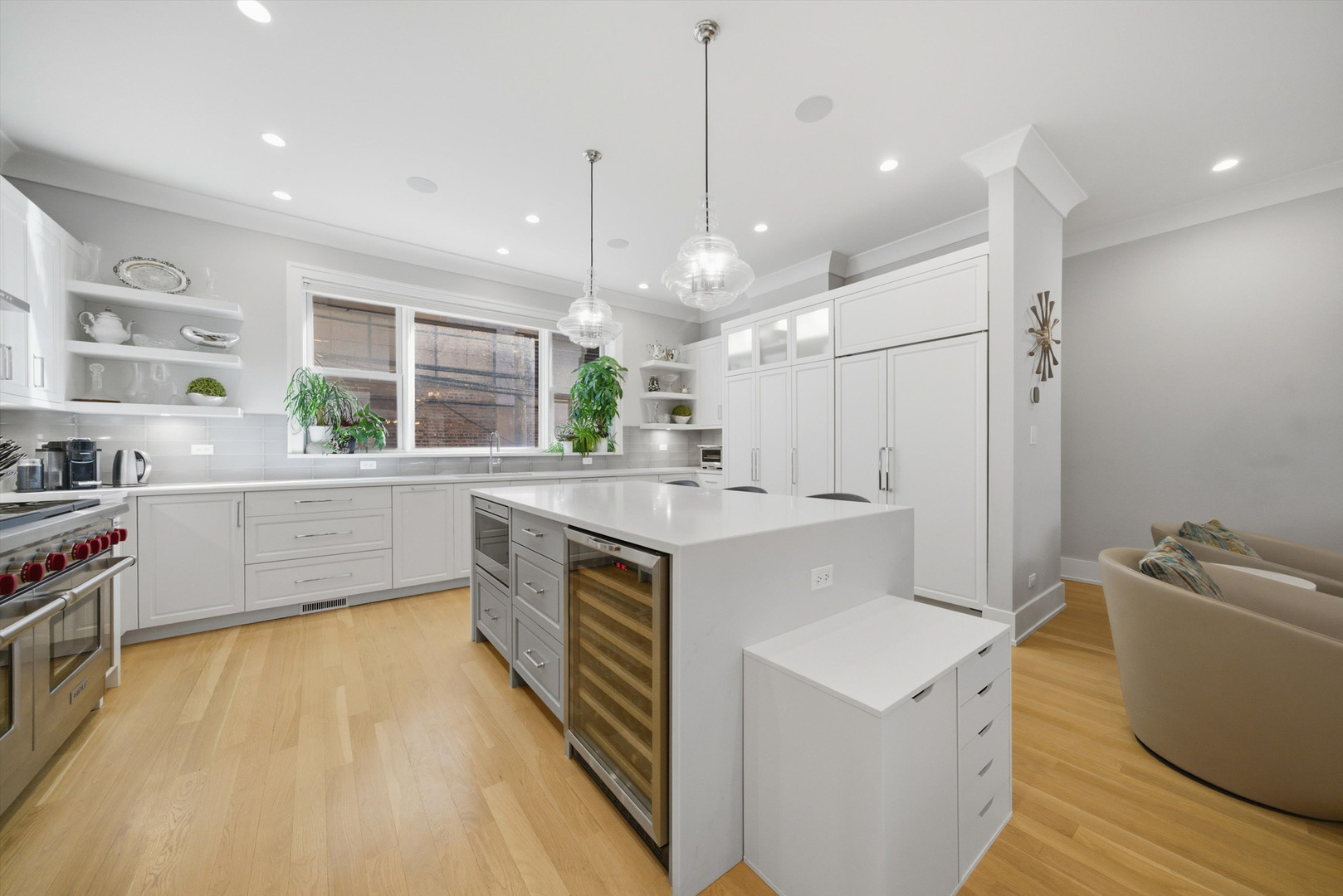 312 East Cullerton Street, Unit C Chicago, IL 60616 - Photo 4 of 28