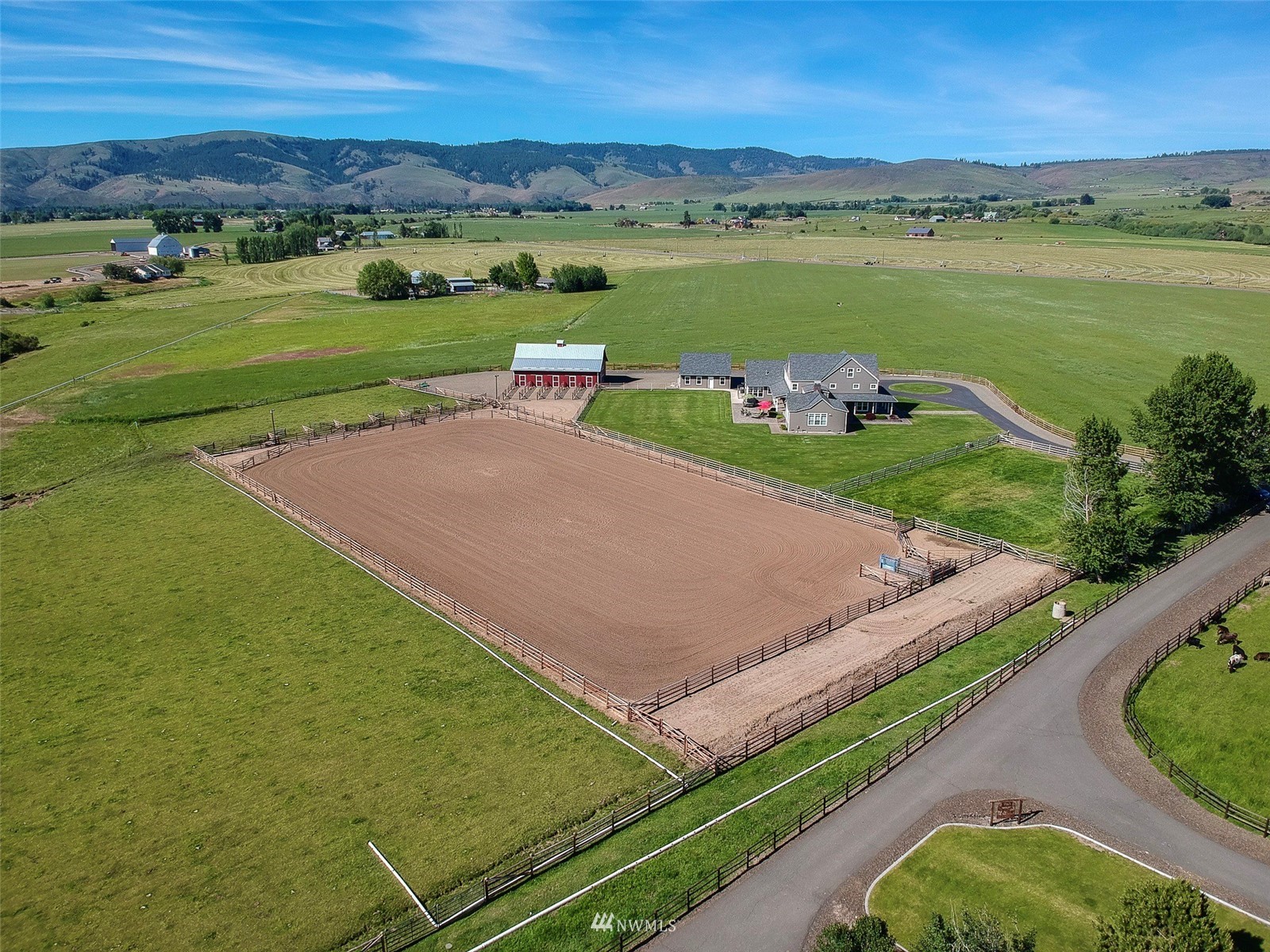 2720 Cove Road Ellensburg, WA 98926 - Photo 5 of 40 Gallery Image 5