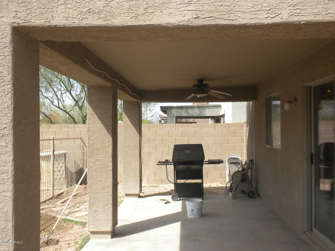 9805 West Heber Road Tolleson, AZ 85353 - Photo 25 of 25 Covered patio