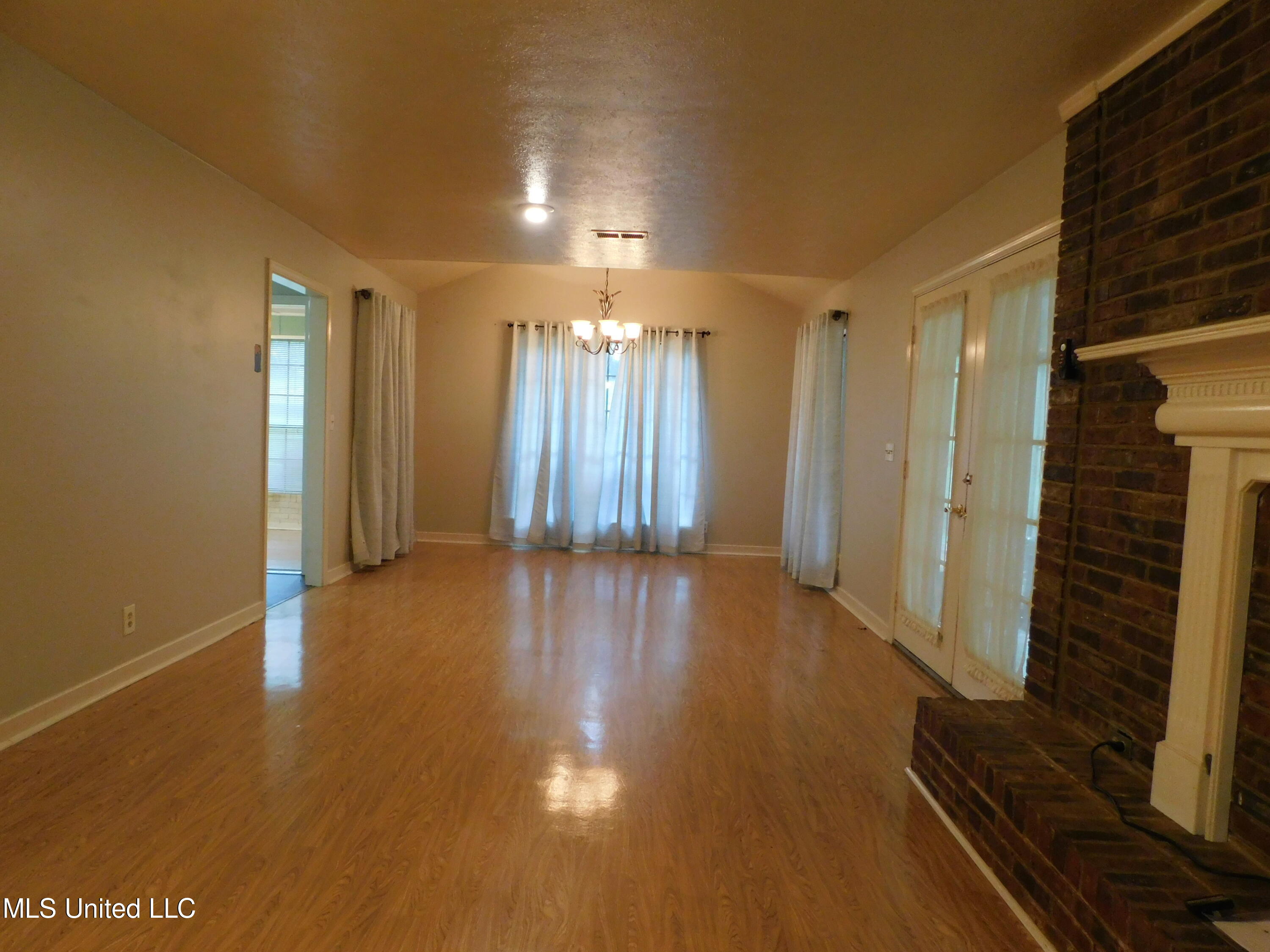5231 Old Byram Road Byram, MS 39272 - Photo 3 of 22 Old Byram Rd 003
