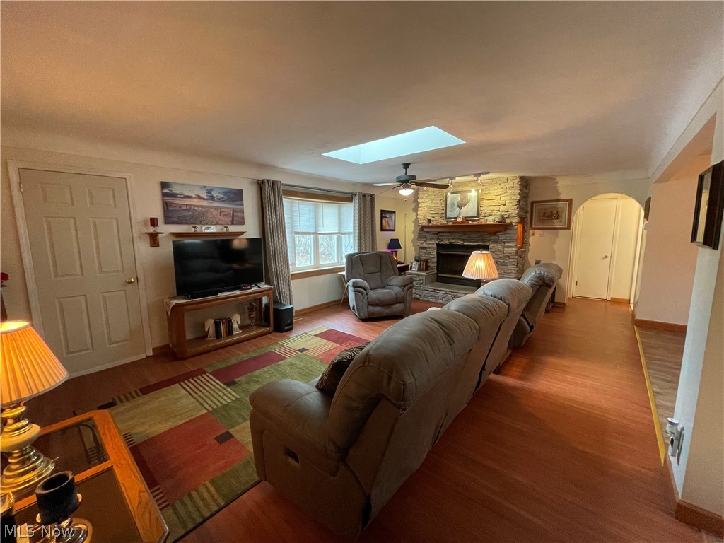 7962 Johnnycake Ridge Road Mentor, OH 44060 - Photo 4 of 30 Gallery Image 4