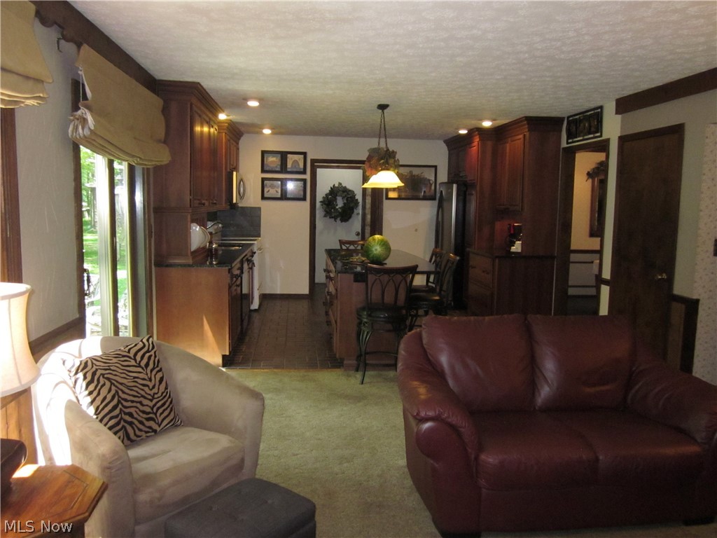 4401 Wayland Road Diamond, OH 44412 - Photo 12 of 34