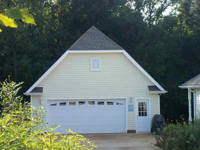 279 Bethany Court Inman, SC 29349 - Photo 2 of 18