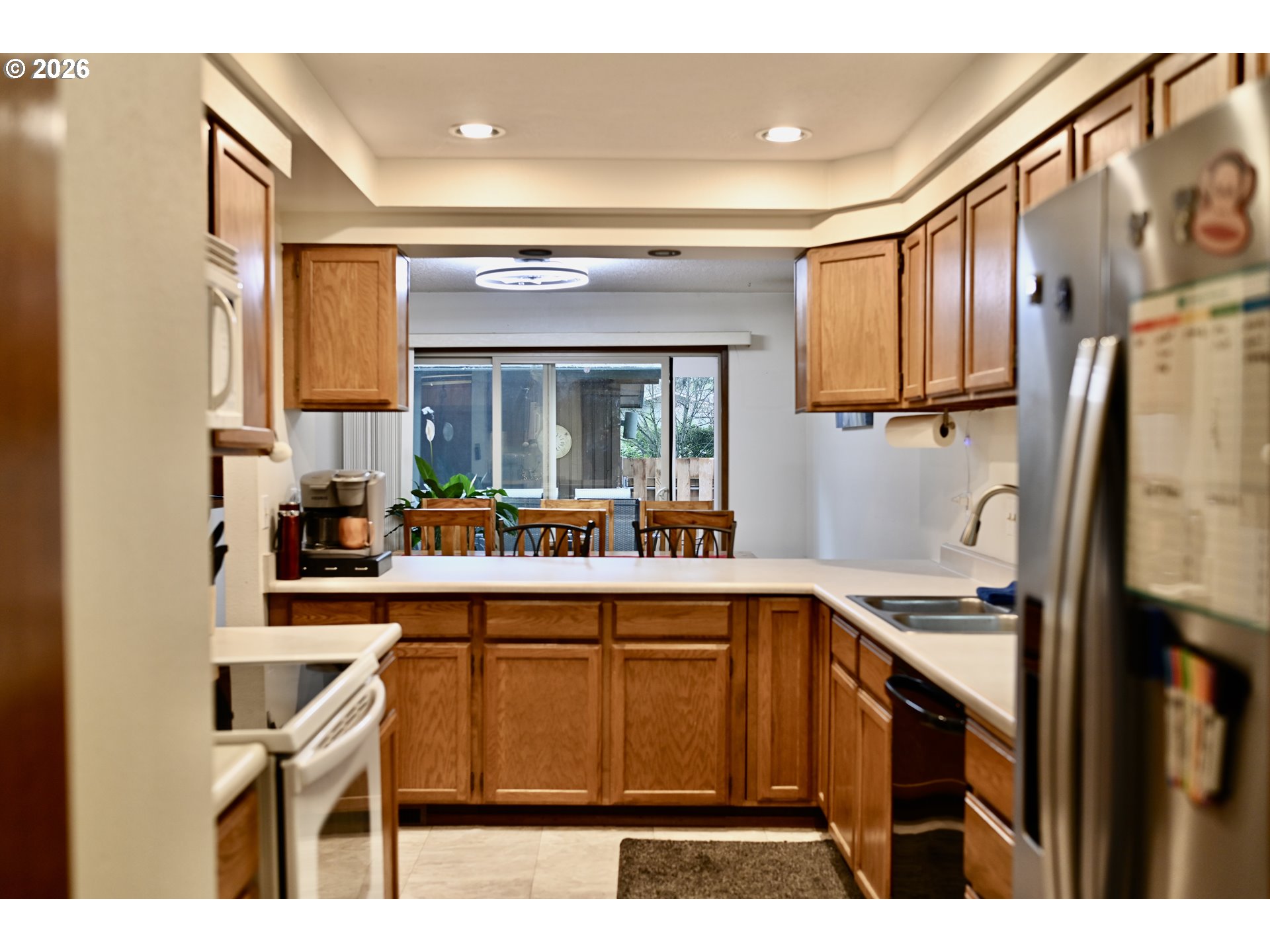 3268 Southeast 153rd Avenue Portland, OR 97236 - Photo 6 of 27 Breakfast Area
