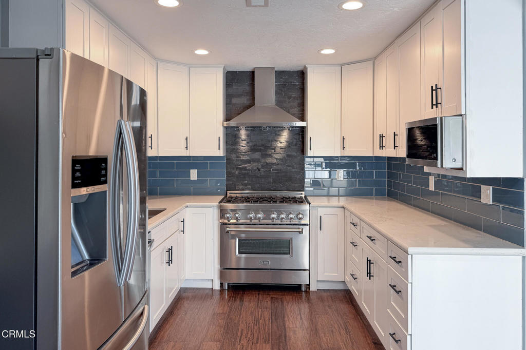 4950 Nautilus Street Oxnard, CA 93035 - Photo 11 of 43 4950 Nautilus-08