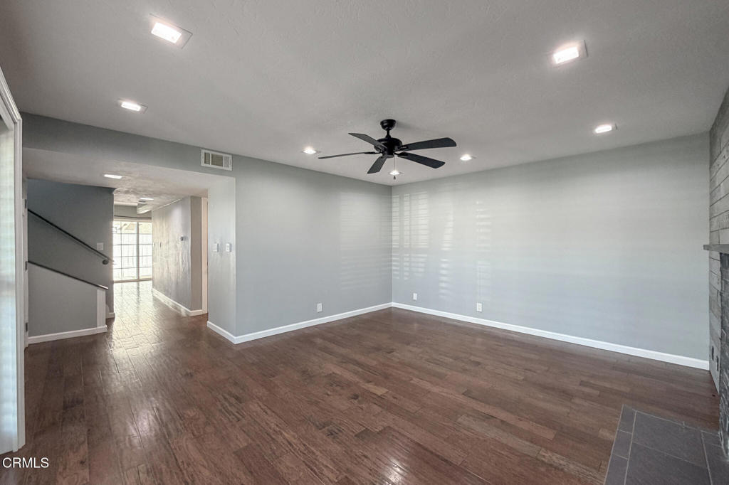 4950 Nautilus Street Oxnard, CA 93035 - Photo 14 of 43 4950 Nautilus-12